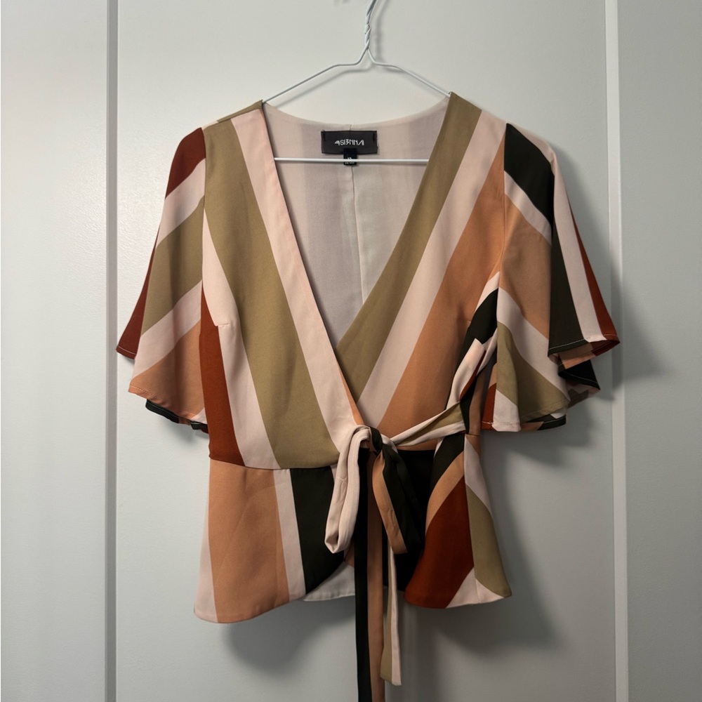 4SI3NNA Multicolor V-Neck Tie-Front Blouse